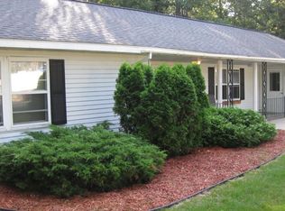 7468 Whitehall Rd, Whitehall, MI 49461