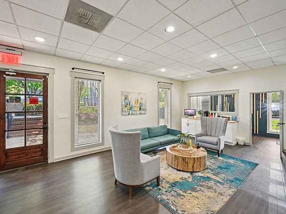 5th image of 2050 Austell Rd SW #Gg07