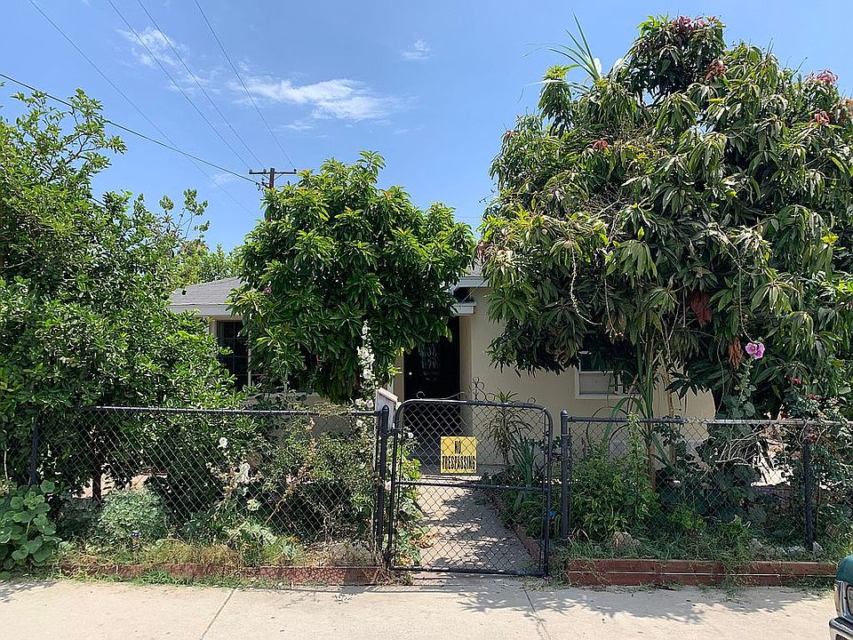 2nd image of 608 Fraser Ave
