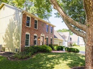 2305 NW Lookout Rdg, Lees Summit, MO 64081