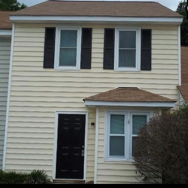 2000 Water Oak Dr — Photo 1