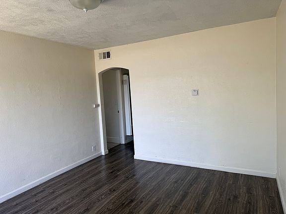 2nd image of 238 Madison St #9