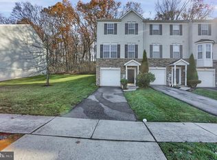 340 Bruaw Dr, York, PA 17406