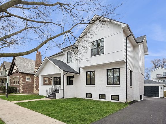 2nd image of 1639 W Rosehill Dr