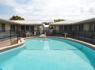 724 NE 6th St #6, Hallandale, FL 33009