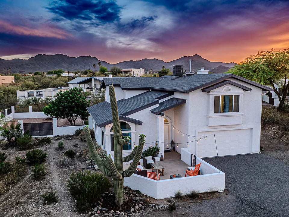 4641 N Paseo De Los Cerritos