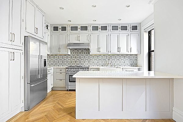 1st image of 225 Eastern Pkwy #3