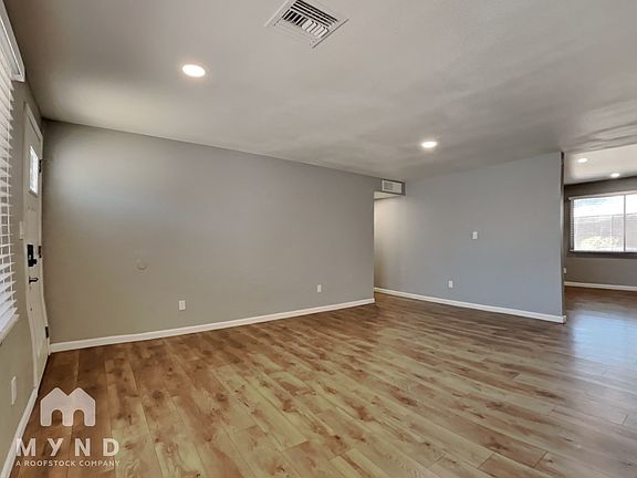 5th image of 3937 E Captain Dreyfus Ave