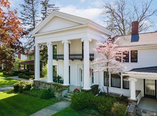 71 N Main St, Clarkston, MI 48346
