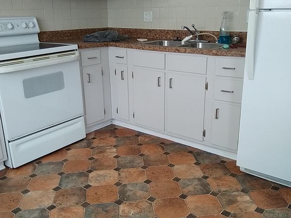 3rd image of 13845 E 35th Street Ct S