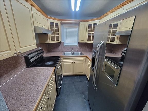 4th image of 4050 NW 135th St APT 10-2