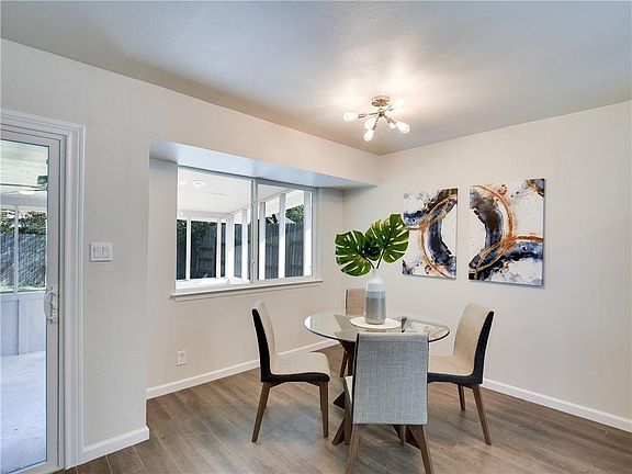 5th image of 10701 Berthound Dr