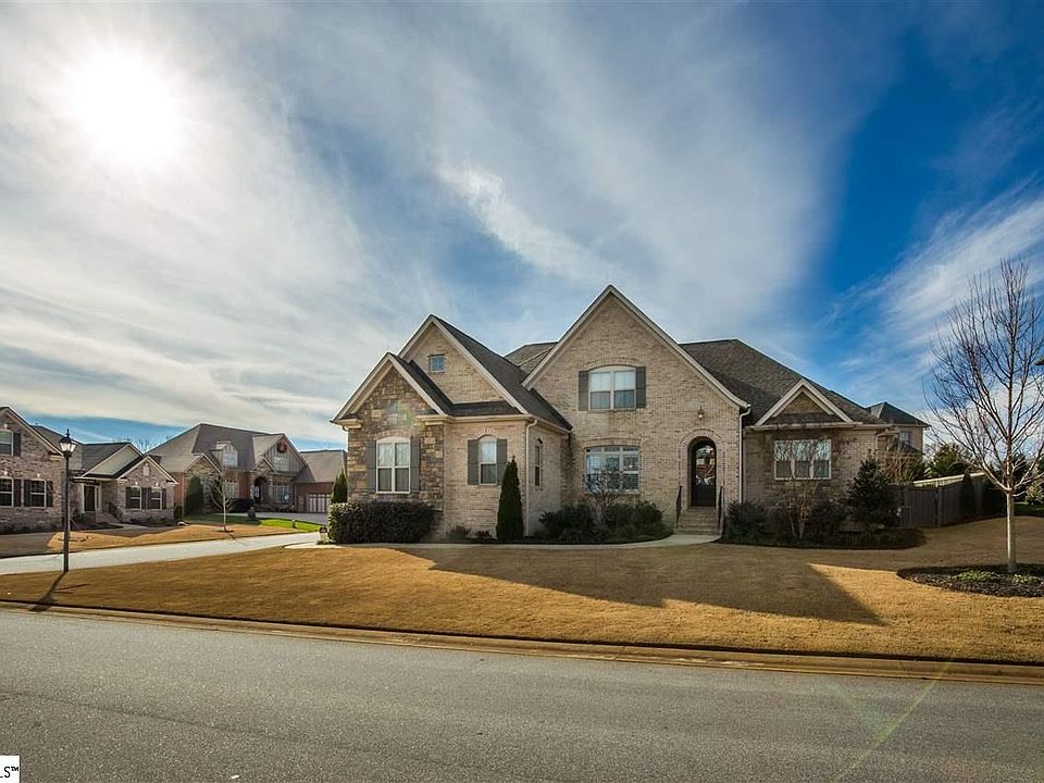1st image of 212 Pawleys Dr