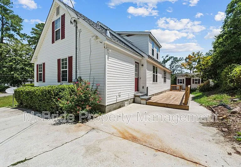 3358 Tanglewood Dr — Photo 3
