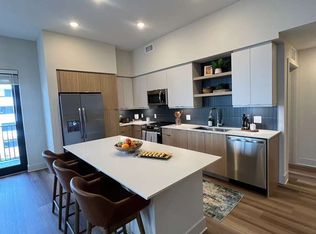 3200 SW 69th Ave #B1, Miami, FL 33155