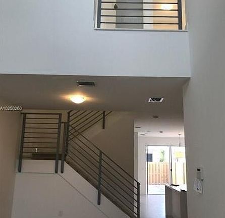 2nd image of 10230 NW 72nd St