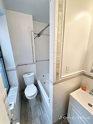 4th image of 612 W 144th St APT E2