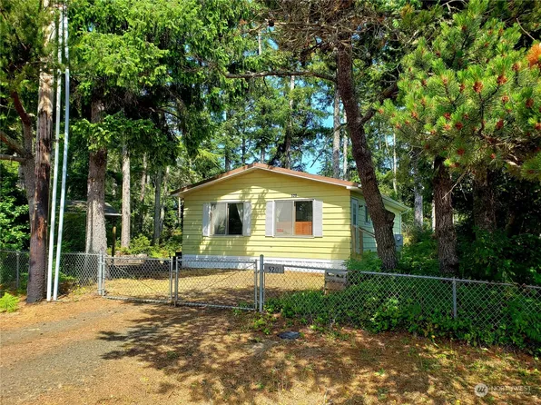 520 S Hoquiam Street, Westport, WA 98595