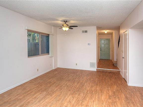 3rd image of 3734 Venitia Ln