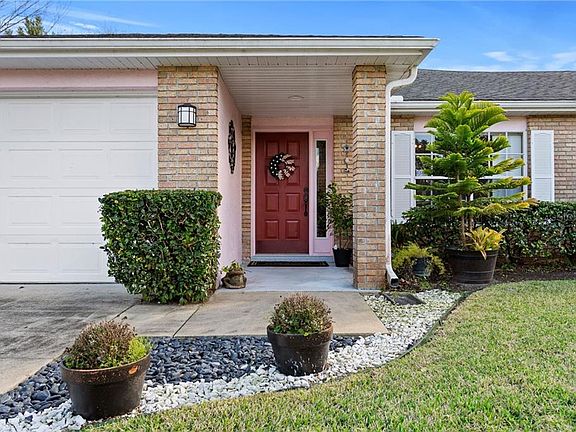 2nd image of 1192 S Seagate Dr