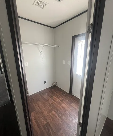 814 Morningside Dr — Photo 10