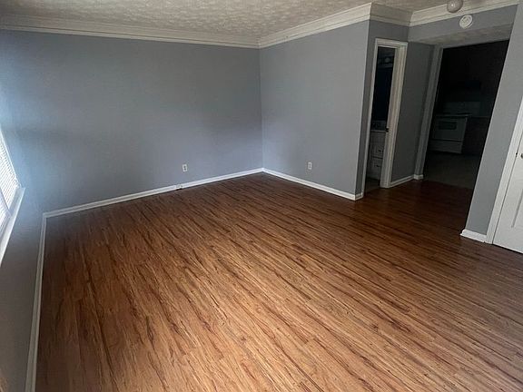 2nd image of 281-283 Scarlet Way