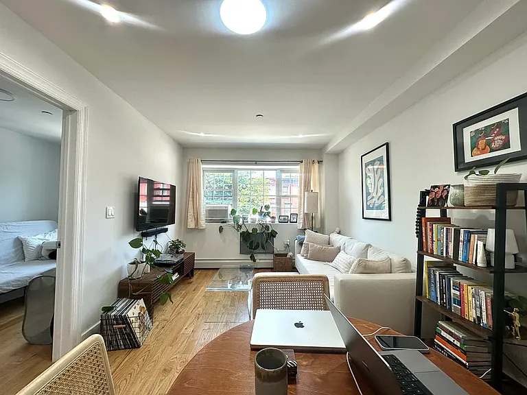 1042 Herkimer St #3A — Photo 2