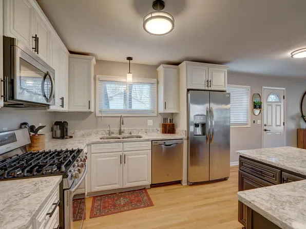 4609 Waukesha St, Madison, WI 53705