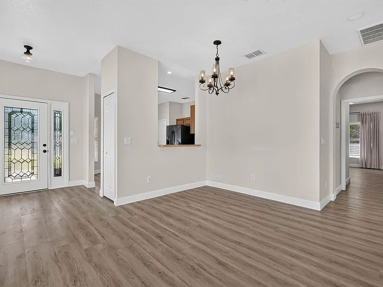 1421 Kellogg Dr — Photo 5