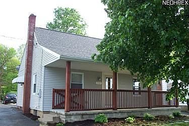 1st image of 1114 E University St