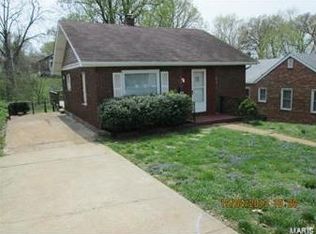 8326 Madison Ave, Saint Louis, MO 63114