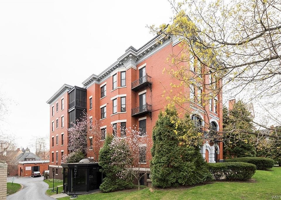 1st image of 1141 Delaware Ave Rear 1E
