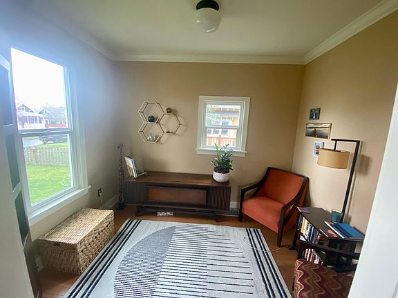 Bonus/Reading room
