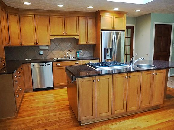 2nd image of 216 Kalmia Forest Dr