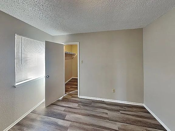 3rd image of 612 Race St #4