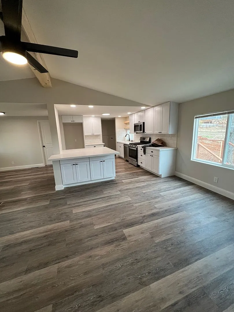 Super Cute 3 bedroom home located in the Foothills near Don Pedro Lake — Photo 3