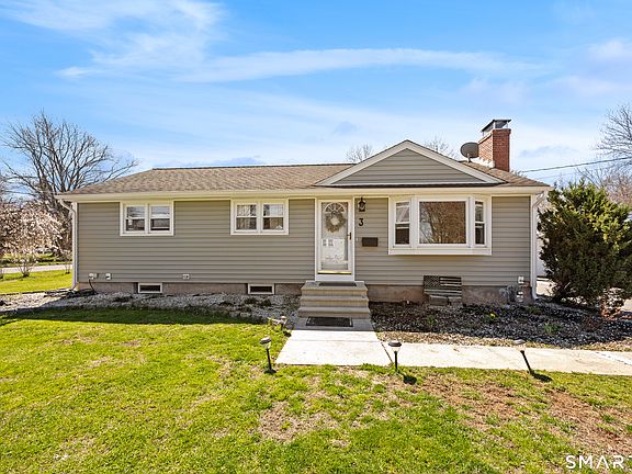 2nd image of 3 Greenlawn Avenue