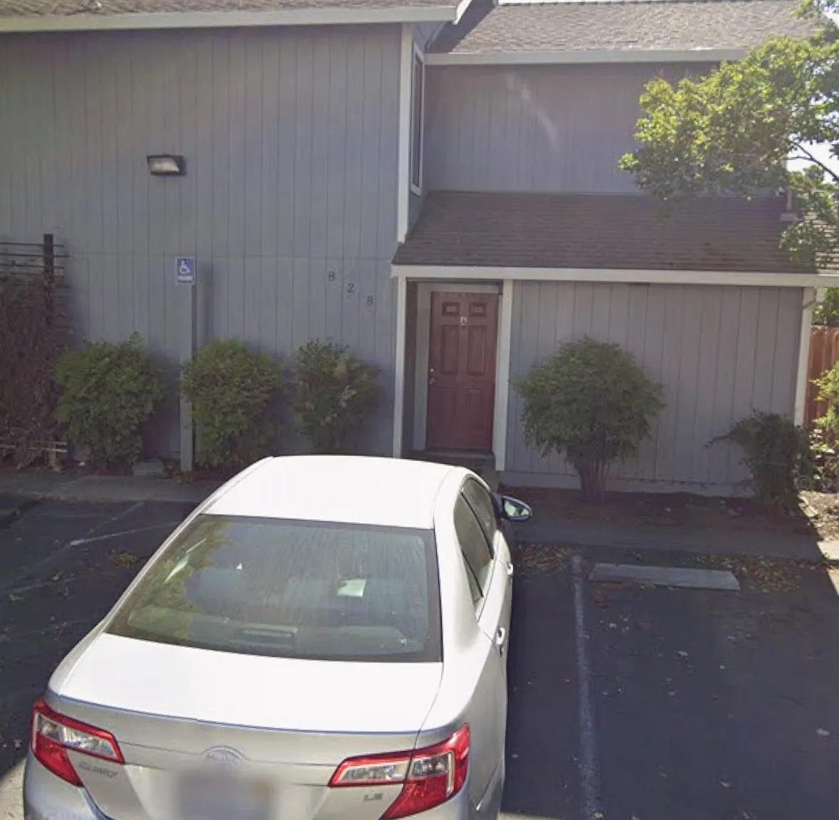 3 bed, 1300 sqft, $2,800 — Photo 1