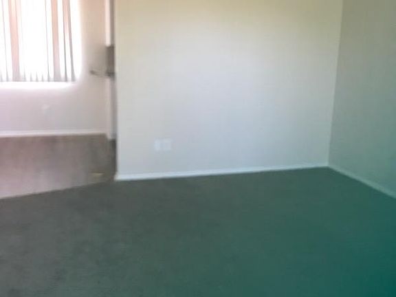 2nd image of 1880 Locust Ave APT 204