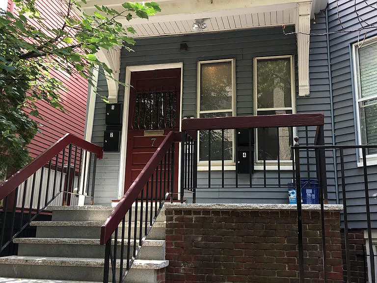 7-9 Story St #1D — Photo 9