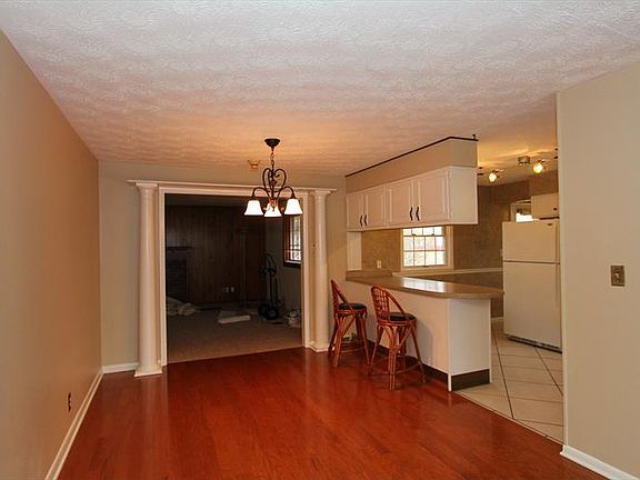 4th image of 4901 Archmore Dr
