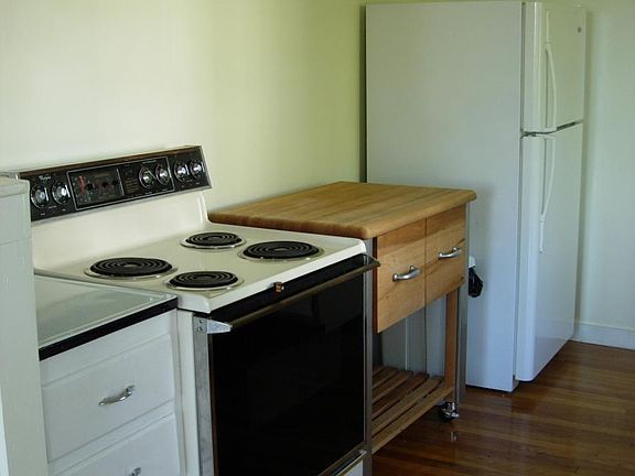 4th image of 181 High St #B