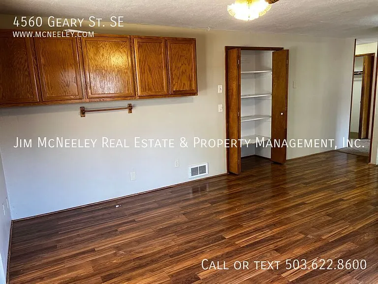 4560 Geary St SE — Photo 7
