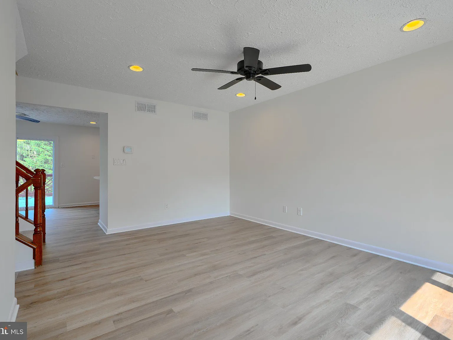 2 bed, 4.0 bath, 1656 sqft, $2,250 — Photo 3