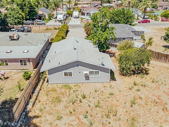 3rd image of 1380 Olivine Ave