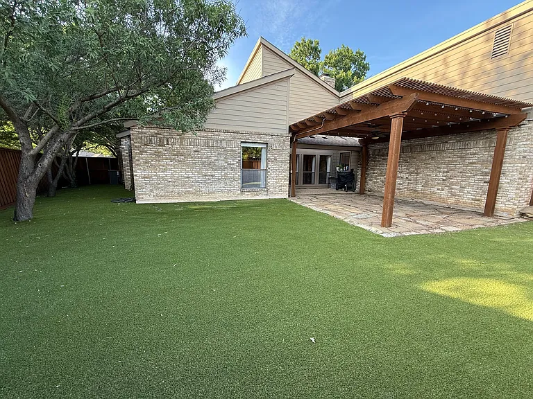 6710 Firelight Ln — Photo 12