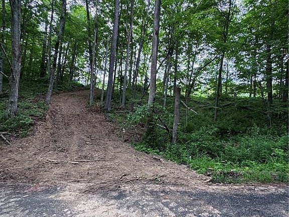 2nd image of 10 Walker Hill Rd #10.11