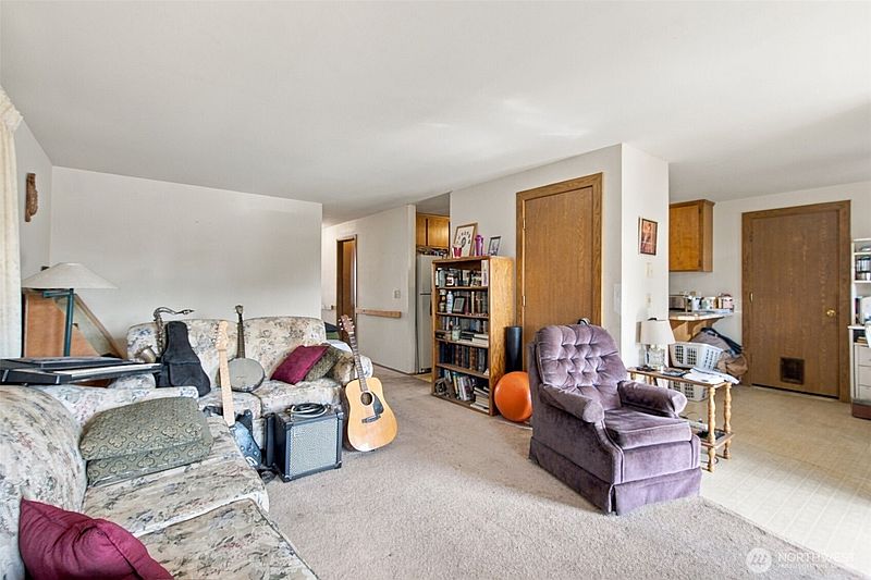 3rd image of 1584 7th Street