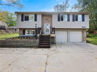 2626 Hunt Rd, Cincinnati, OH 45236