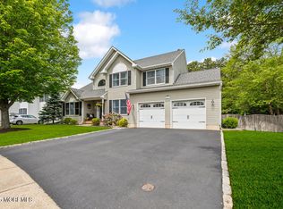 427 S Lake Ct, Brick, NJ 08724